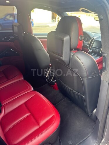Porsche Cayenne Turbo 2016, 99,065 km - 4.8 л - Bakı