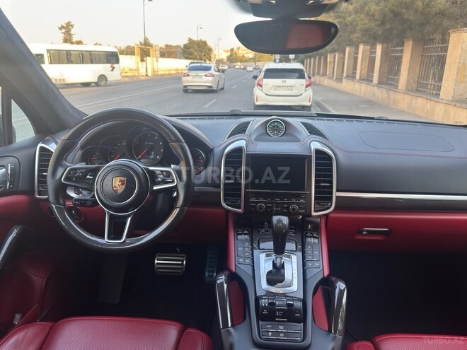 Porsche Cayenne Turbo 2016, 99,065 km - 4.8 л - Bakı