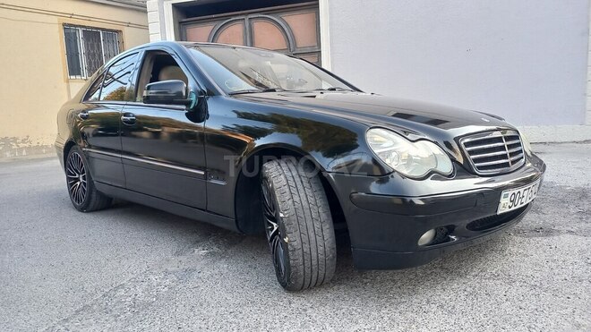 Mercedes C 200 2003, 170,000 km - 2.0 l - Bakı