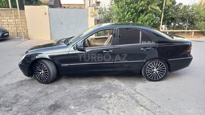 Mercedes C 200 2003, 170,000 km - 2.0 l - Bakı