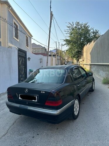 Mercedes C 220 1999, 450,000 km - 2.2 l - Bakı