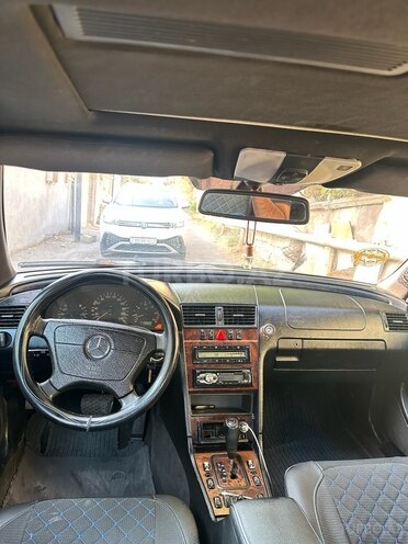 Mercedes C 220 1999, 450,000 km - 2.2 l - Bakı