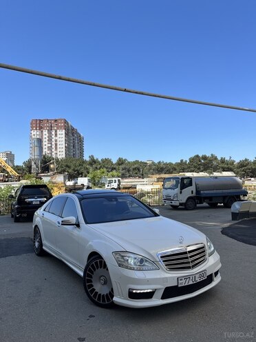 Mercedes S 550 2011, 206,523 km - 5.5 л - Bakı