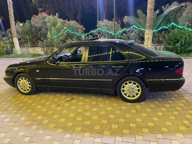 Mercedes E 240 1998, 326,321 km - 2.4 l - Şirvan