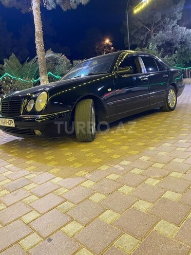 Mercedes E 240 1998, 326,321 km - 2.4 l - Şirvan