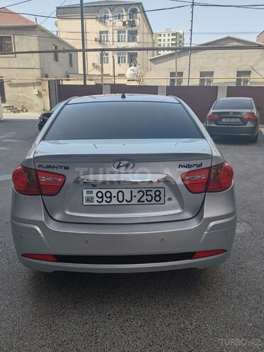 Hyundai Avante 2009, 236,000 km - 1.6 л - Bakı