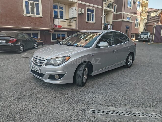 Hyundai Avante 2009, 236,000 km - 1.6 л - Bakı