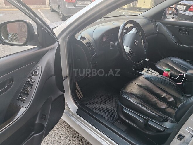 Hyundai Avante 2009, 236,000 km - 1.6 л - Bakı