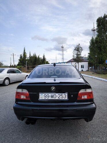 BMW 528 1996, 500,000 km - 2.8 l - Astara