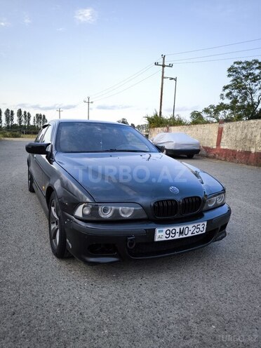 BMW 528 1996, 500,000 km - 2.8 l - Astara