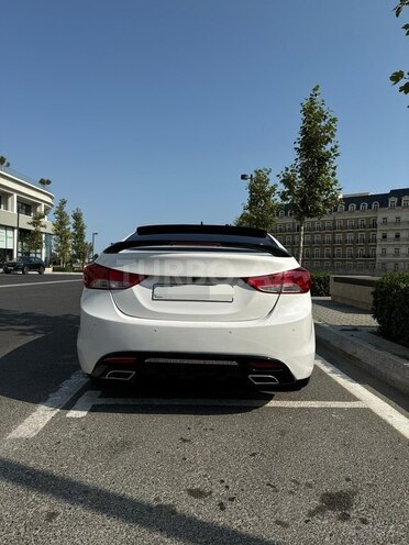 Hyundai Elantra 2011, 228,500 km - 1.8 л - Bakı