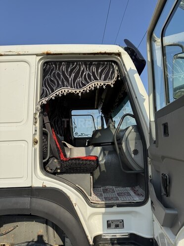 HOWO Sinotruk 2013, 494,351 km - 9.5 l - Bakı