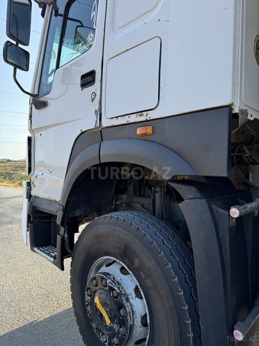 HOWO Sinotruk 2013, 494,351 km - 9.5 l - Bakı