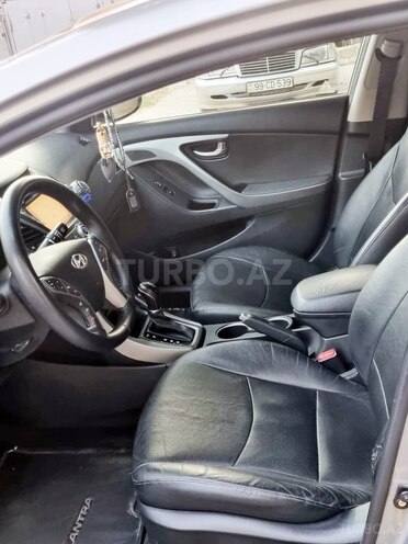 Hyundai Elantra 2015, 150,000 km - 1.8 l - Bakı