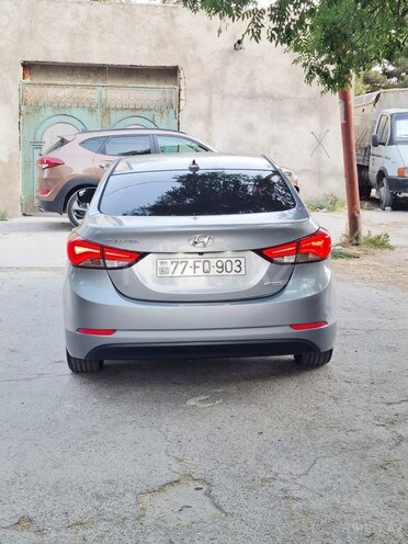 Hyundai Elantra 2015, 150,000 km - 1.8 l - Bakı