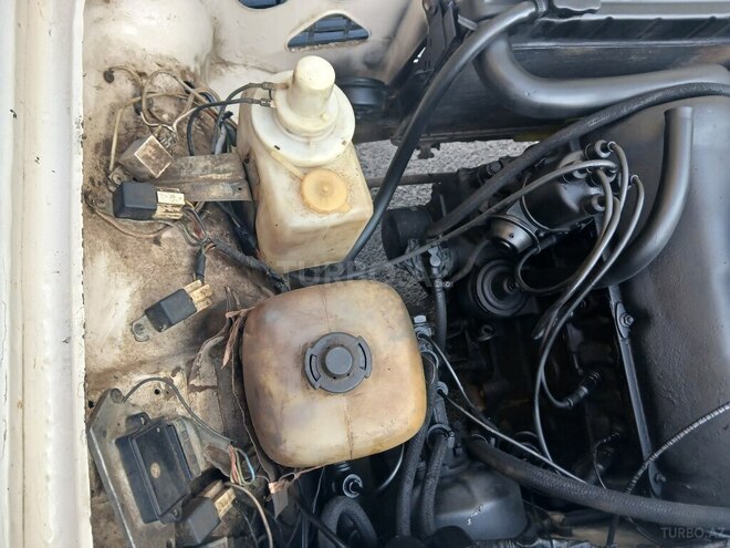 LADA (VAZ) 21011 1985, 35,000 km - 1.3 л - Bakı