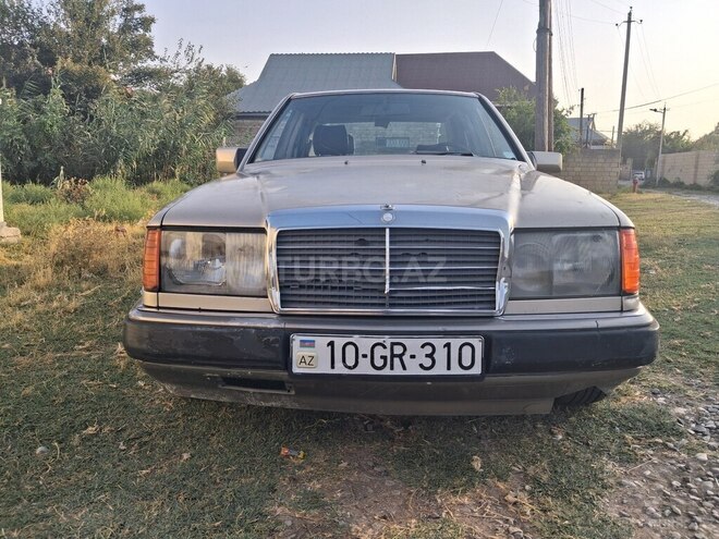 Mercedes E 230 1989, 238,000 km - 2.3 л - Ağcabədi