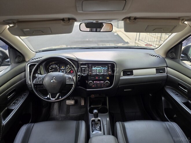 Mitsubishi Outlander 2016, 113,298 km - 2.4 l - Bakı