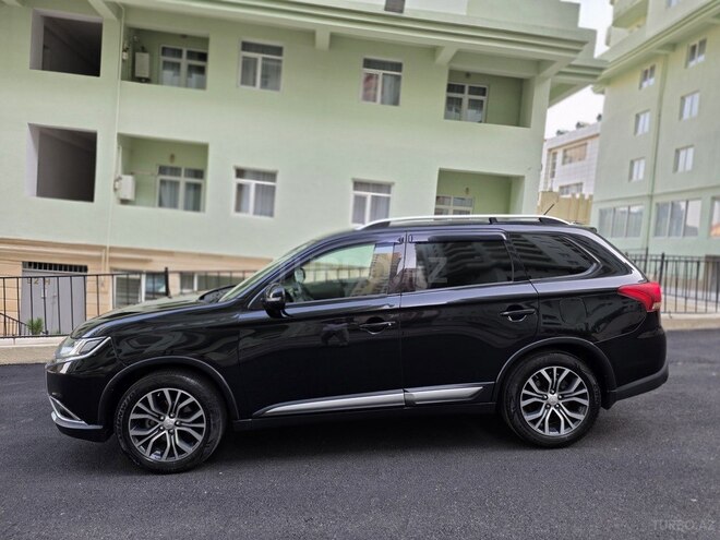 Mitsubishi Outlander 2016, 113,298 km - 2.4 l - Bakı