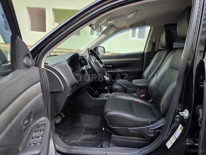 Mitsubishi Outlander 2016, 113,298 km - 2.4 l - Bakı