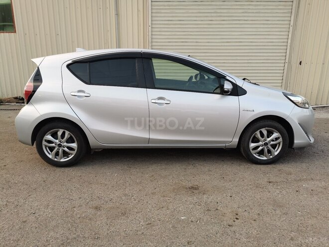Toyota Aqua 2017, 78,000 km - 1.5 l - Bakı