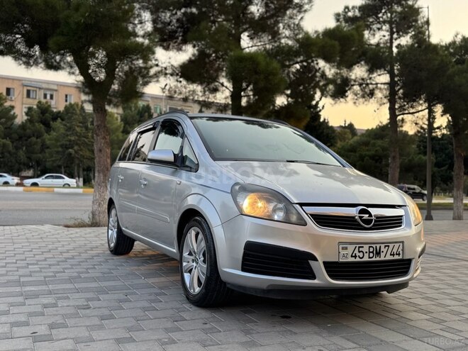 Opel Zafira 2006, 342,325 km - 2.2 l - Bakı