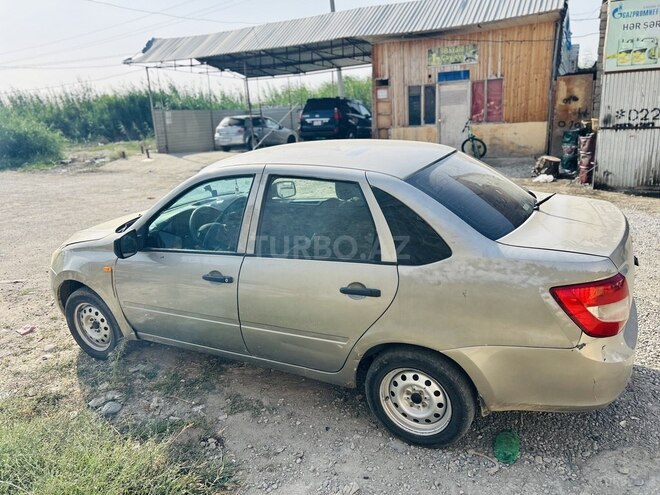 LADA (VAZ) Granta 2013, 270,000 km - 1.6 l - Füzuli