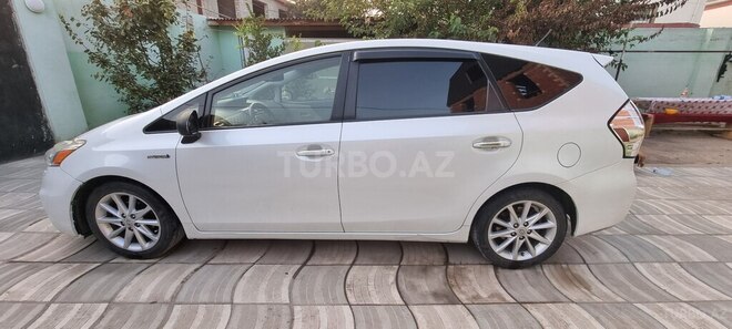 Toyota Prius V 2012, 190,000 km - 1.8 l - Bakı