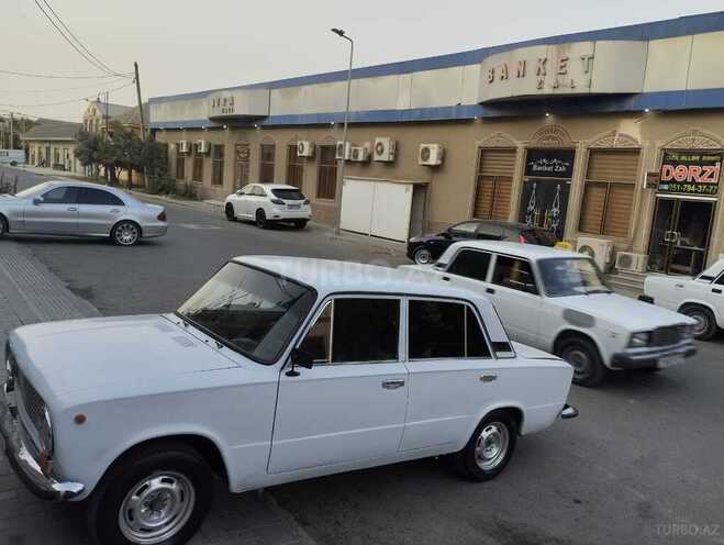 LADA (VAZ) 21011 1980, 96,352 km - 1.3 л - Salyan