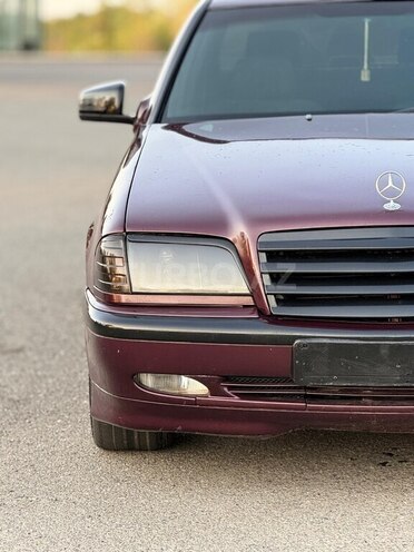 Mercedes C 180 1997, 480,586 km - 1.8 л - Samux