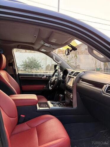 Lexus GX 460 2014, 330,000 km - 4.6 л - Bakı