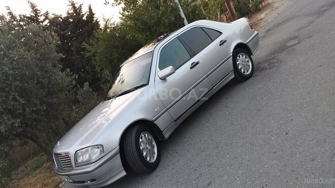 Mercedes C 220 1999, 355,844 km - 2.2 л - Bakı