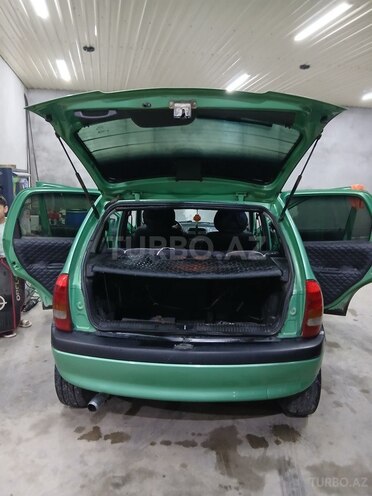 Opel Corsa 1998, 235,000 km - 1.2 l - Gəncə