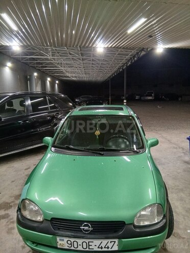 Opel Corsa 1998, 235,000 km - 1.2 l - Gəncə