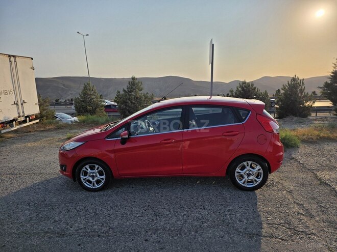 Ford Fiesta 2014, 28,000 km - 1.6 l - Bakı