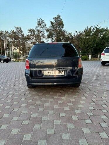 Opel Astra 2009, 270,000 km - 1.4 l - Salyan
