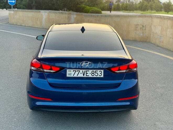 Hyundai Elantra 2017, 82,800 km - 2.0 l - Bakı