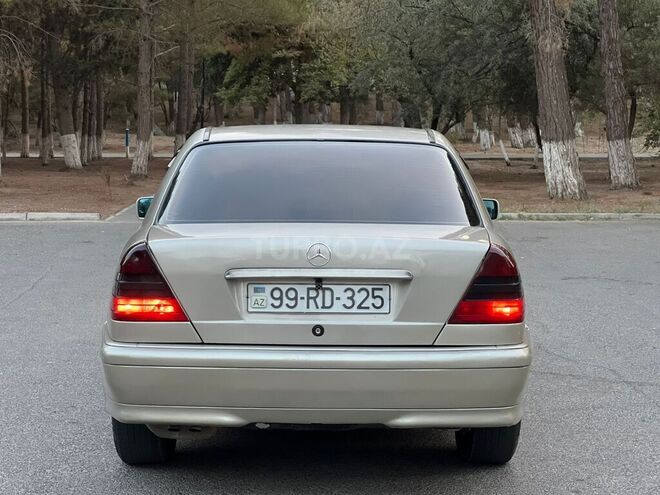 Mercedes C 220 1998, 324,000 km - 2.2 l - Sumqayıt