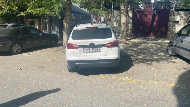 Brilliance  2013, 345,000 km - 1.6 l - Bakı