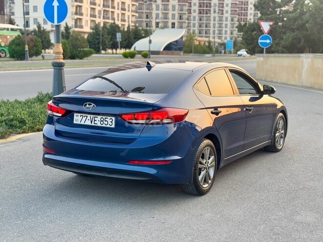 Hyundai Elantra 2017, 82,800 km - 2.0 l - Bakı