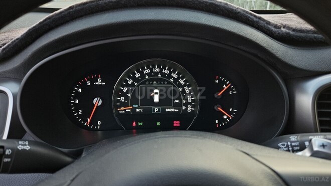 Kia Sorento 2015, 84,700 km - 2.2 l - Şəki