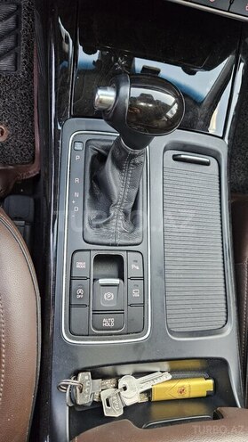 Kia Sorento 2015, 84,700 km - 2.2 l - Şəki
