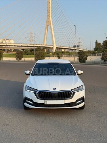 Skoda Octavia 2023, 42,000 km - 1.6 л - Bakı