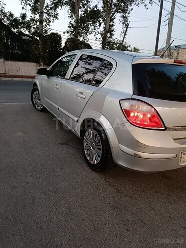 Opel Astra 2004, 372,000 km - 1.4 l - Göyçay