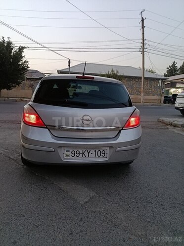 Opel Astra 2004, 372,000 km - 1.4 l - Göyçay