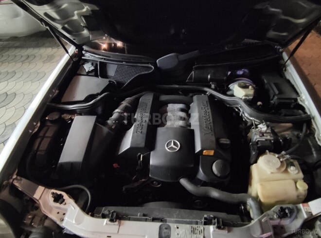 Mercedes E 240 1999, 350,000 km - 2.6 л - Bakı