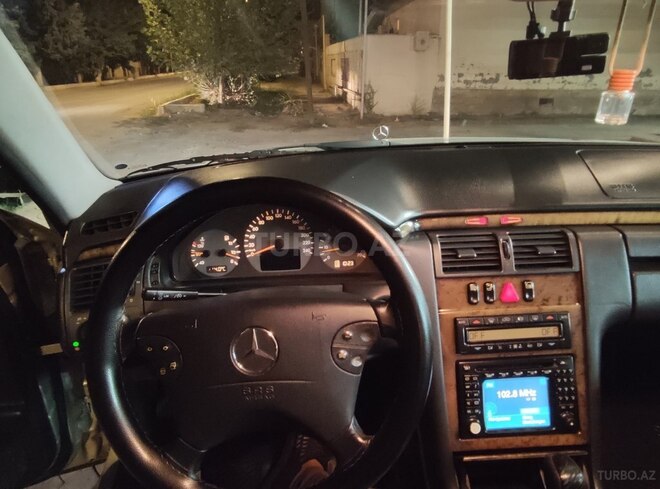 Mercedes E 240 1999, 350,000 km - 2.6 л - Bakı