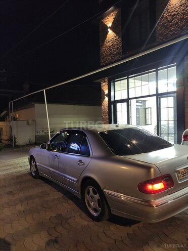 Mercedes E 240 1999, 350,000 km - 2.6 л - Bakı