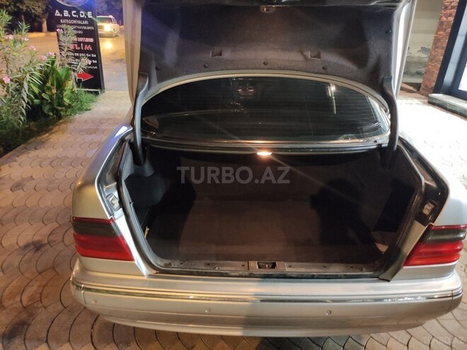 Mercedes E 240 1999, 350,000 km - 2.6 л - Bakı