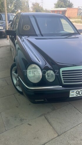 Mercedes E 240 1998, 334,250 km - 2.4 l - İmişli